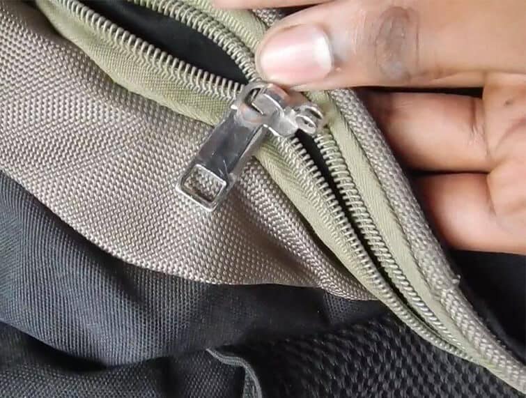 How To Fix A Zipper That Splits