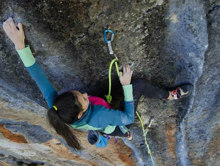 Quick Guide to Essential Climbing Knots