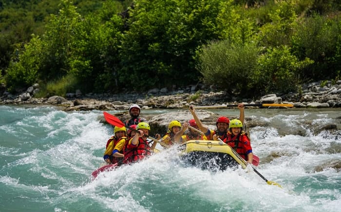 does white water rafting cause motion sickness
