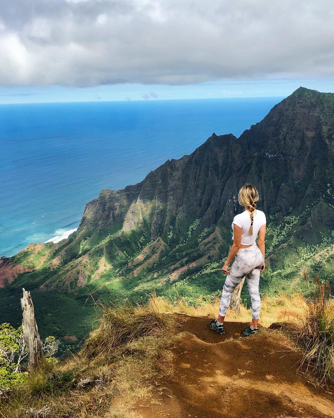 6 Great Summer Hikes in the United States - Kalalau Trail in Hawaii